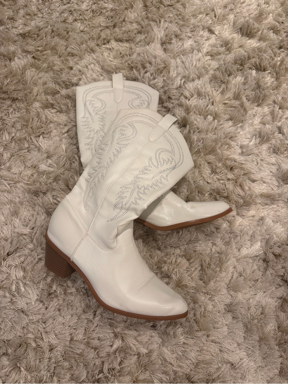 White Western Mid-Calf Leather Boots - Women's Fashion Cowboy Boot